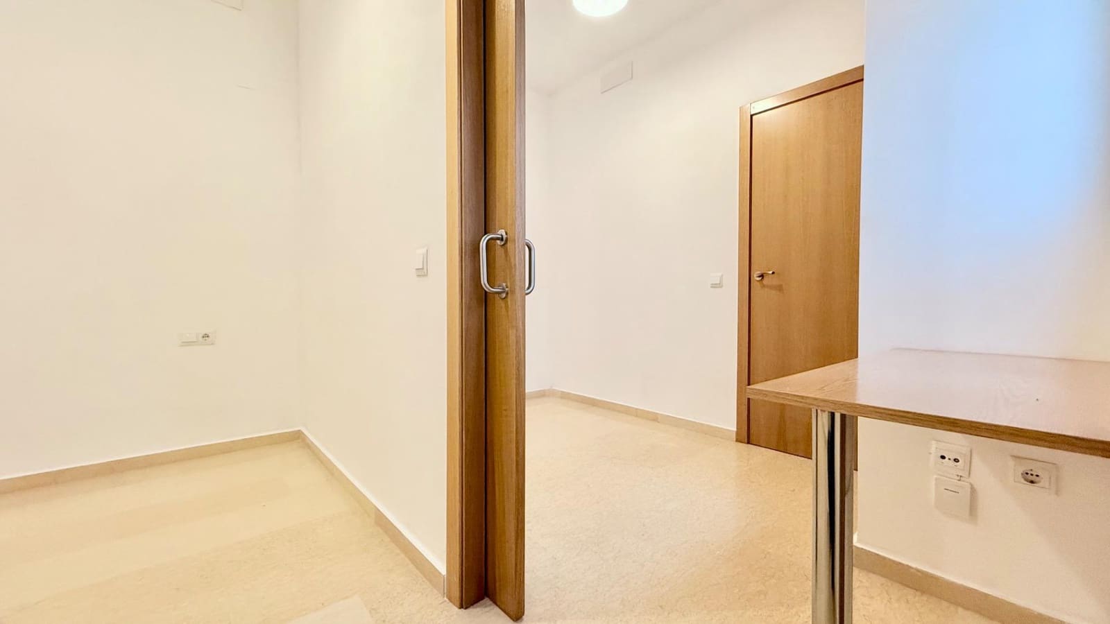 2 bedroom Flat for rent in Museros with garage - € 900 (Ref: 9449402)