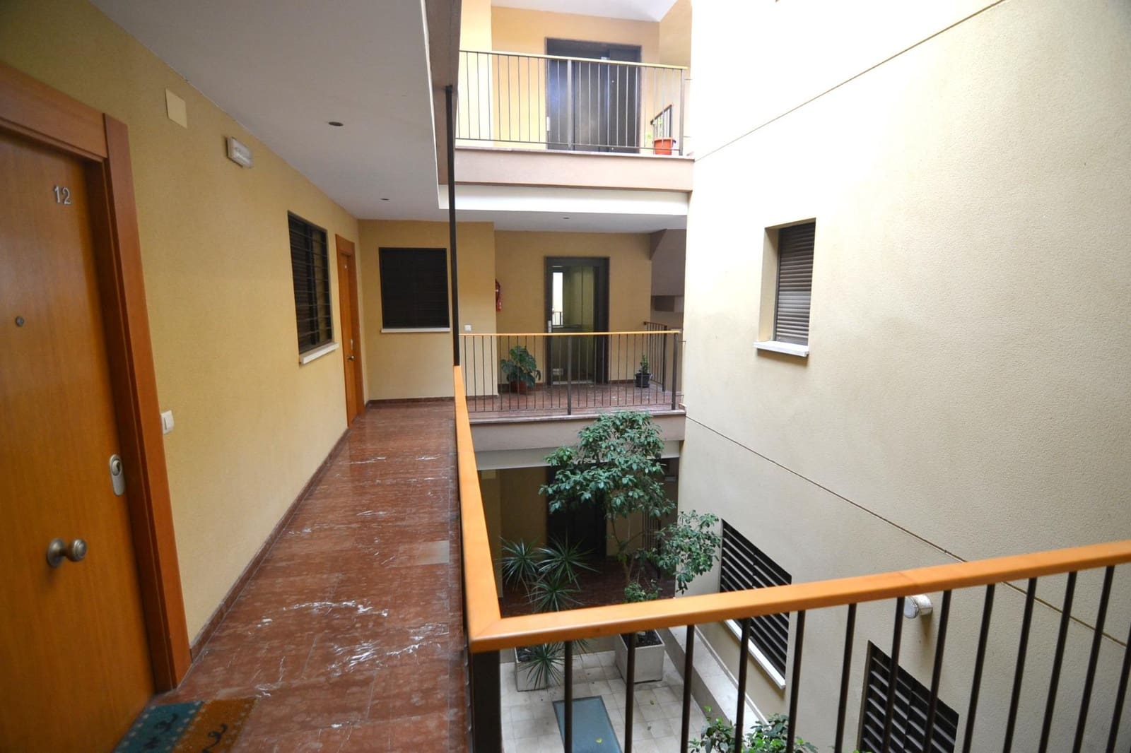 2 bedroom Flat for rent in Museros with garage - € 900 (Ref: 9449402)