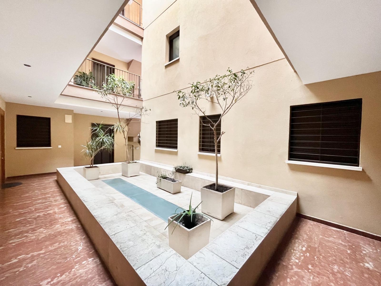 2 bedroom Flat for rent in Museros with garage - € 900 (Ref: 9449402)