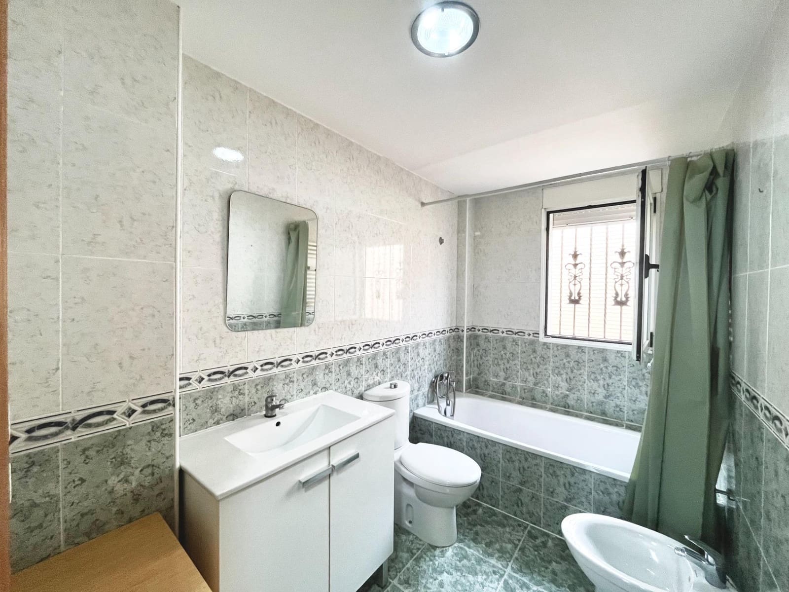 4 sypialnia Dom szeregowy do wynajęcia w Museros z garażem - 1 200 € (Ref: 9449403)