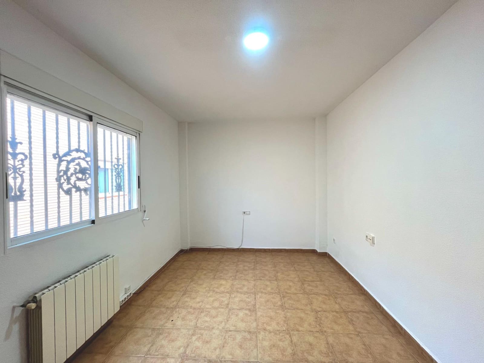 4 sypialnia Dom szeregowy do wynajęcia w Museros z garażem - 1 200 € (Ref: 9449403)