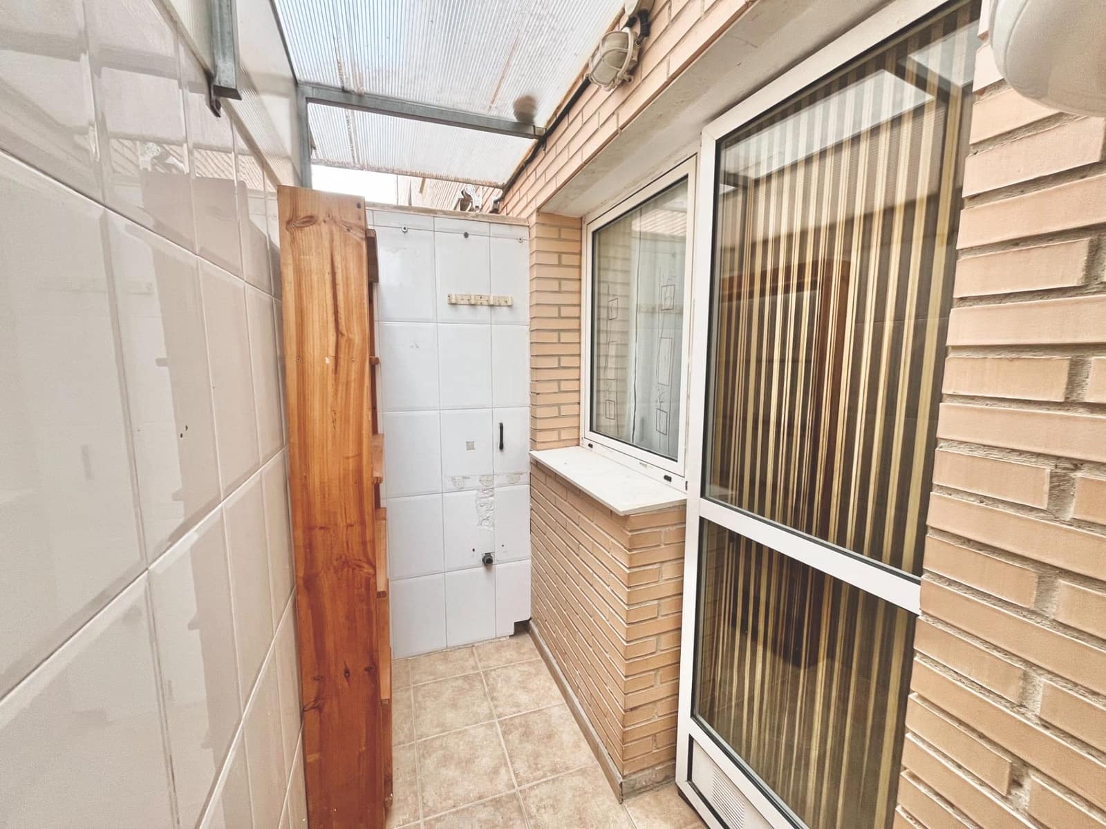 4 sypialnia Dom szeregowy do wynajęcia w Museros z garażem - 1 200 € (Ref: 9449403)