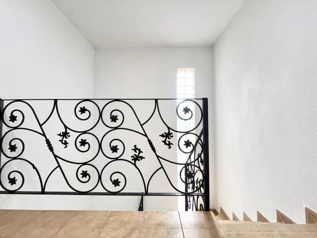 4 makuuhuone Rivitalo vuokrattavana paikassa Museros mukana 
autotalli - 1 200 € (Ref: 9449403)