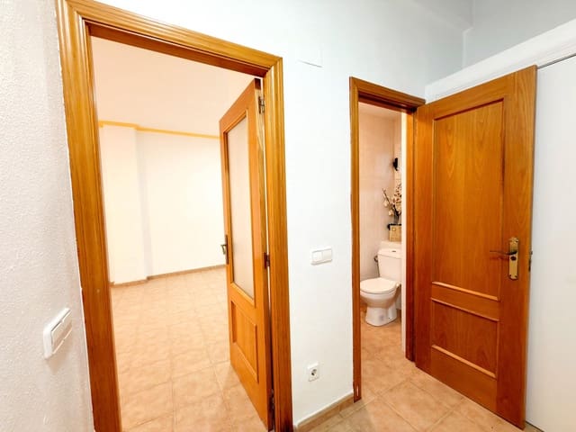 4 bedroom Terraced Villa for rent in Museros with garage - € 1,200 (Ref: 9449403)