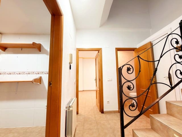 4 bedroom Terraced Villa for rent in Museros with garage - € 1,200 (Ref: 9449403)