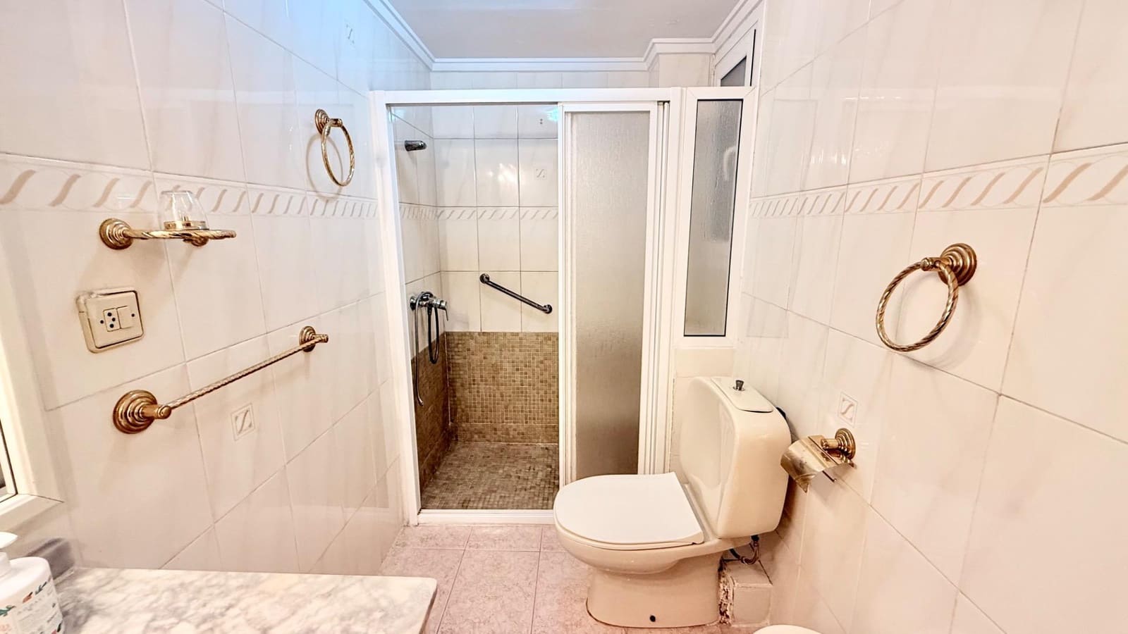 3 chambre Appartement à vendre à Burjassot avec garage - 179 000 € (Ref: 9452232)