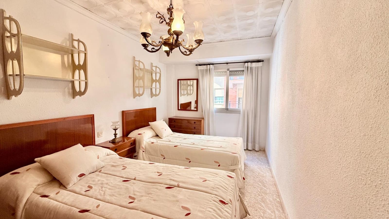 3 chambre Appartement à vendre à Burjassot avec garage - 179 000 € (Ref: 9452232)