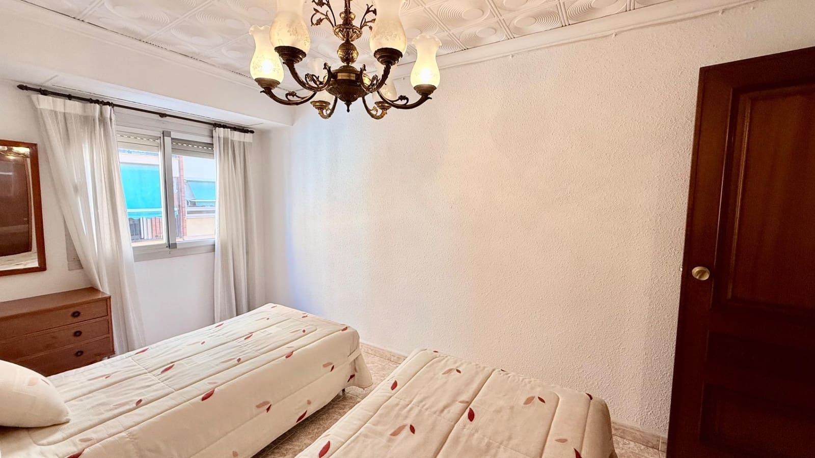 3 chambre Appartement à vendre à Burjassot avec garage - 179 000 € (Ref: 9452232)