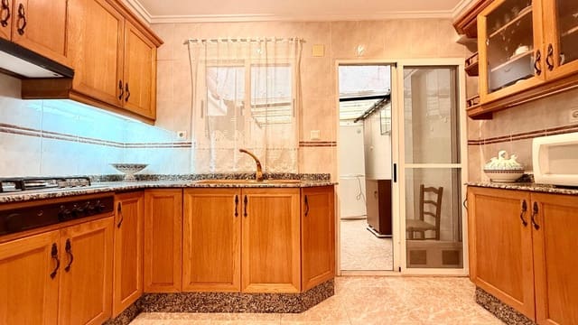 3 camera da letto Appartamento in vendita in Burjassot con garage - 179.000 € (Rif: 9452232)