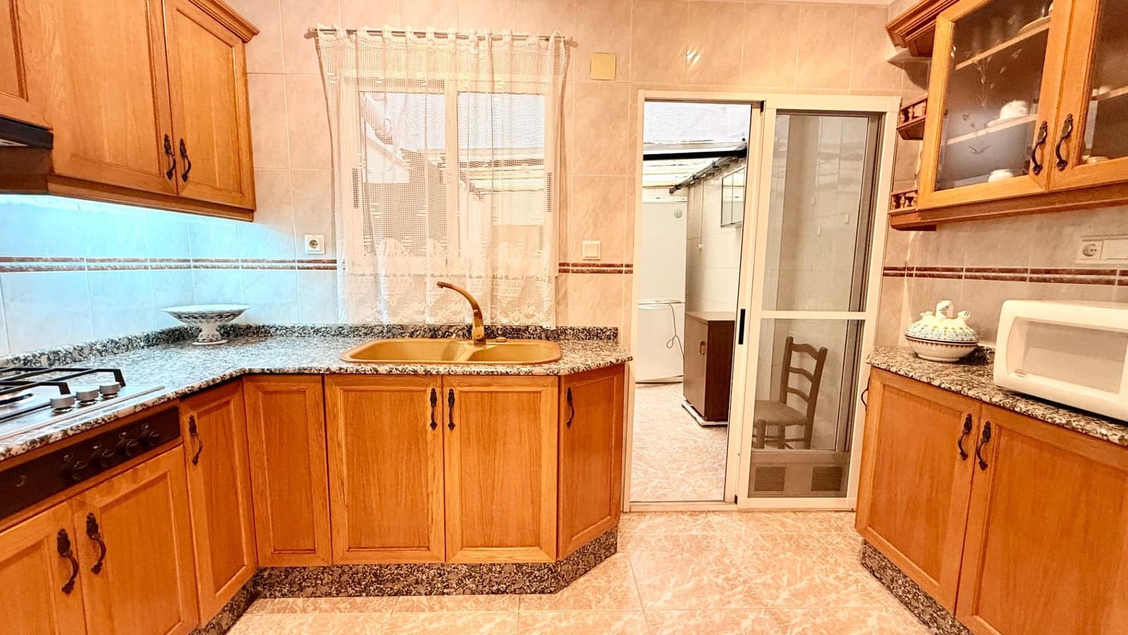 3 chambre Appartement à vendre à Burjassot avec garage - 179 000 € (Ref: 9452232)