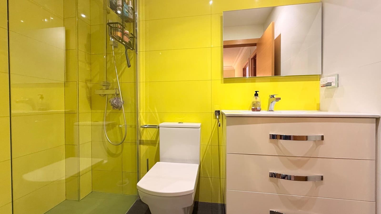 3 slaapkamer Rijtjeshuis te koop in Massamagrell met garage - € 349.900 (Ref: 9452233)