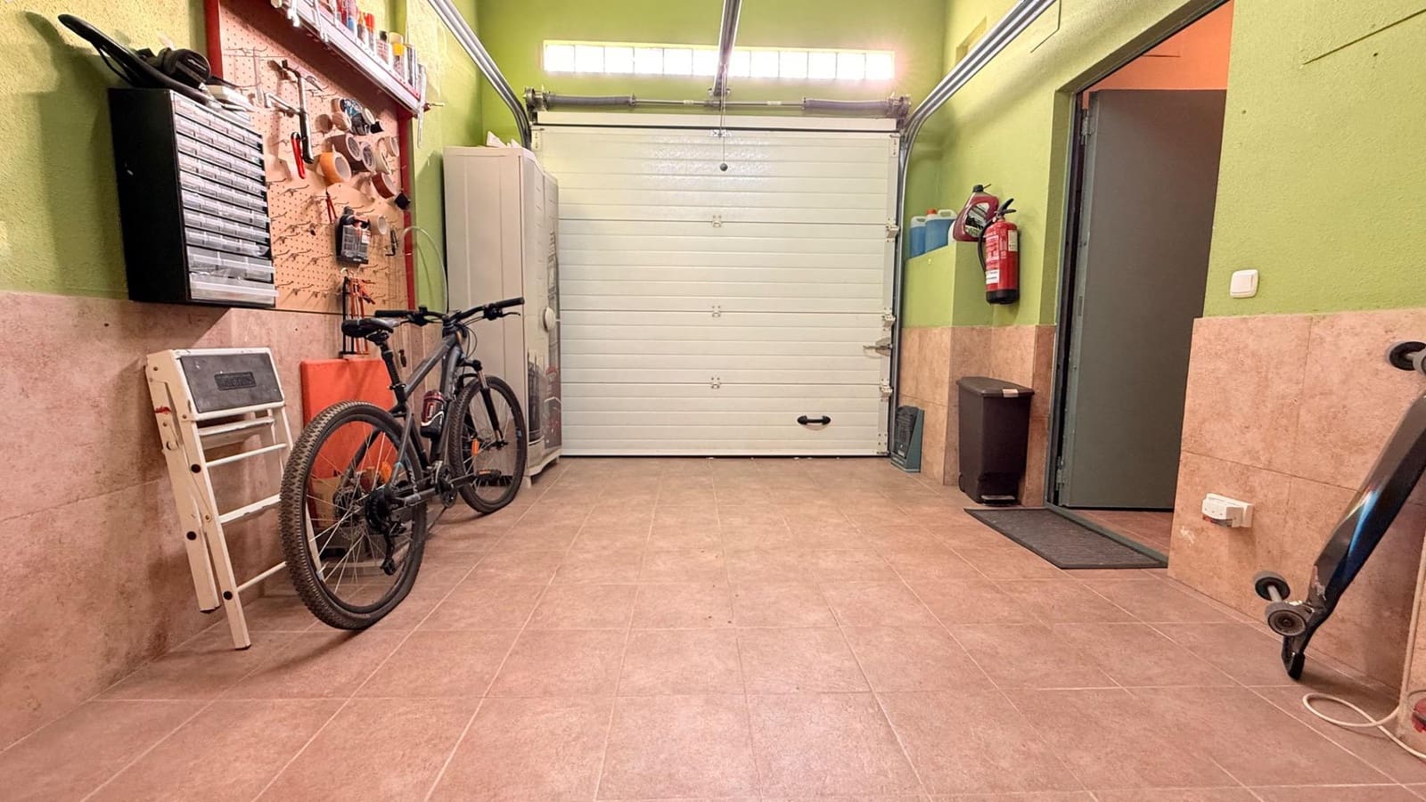 3 slaapkamer Rijtjeshuis te koop in Massamagrell met garage - € 349.900 (Ref: 9452233)