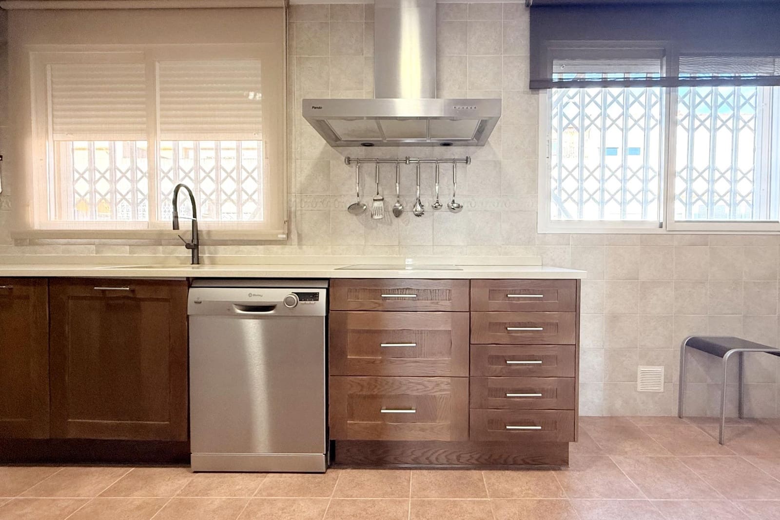 3 sypialnia Dom szeregowy na sprzedaż w Massamagrell z garażem - 349 900 € (Ref: 9452233)