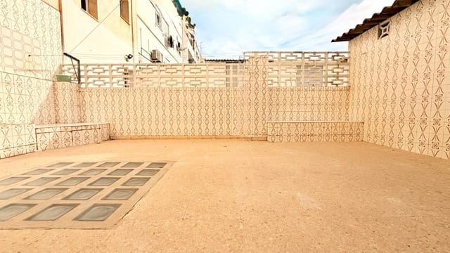 4 quarto Apartamento para venda em Meliana - 235 000 € (Ref: 9473047)