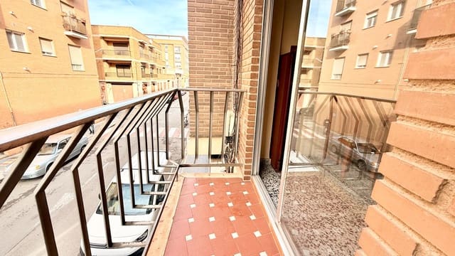 4 quarto Apartamento para venda em Meliana - 235 000 € (Ref: 9473047)