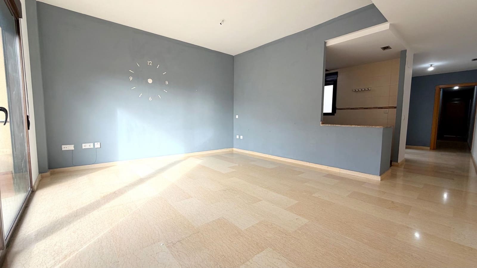 2 bedroom Flat for rent in Museros - € 900 (Ref: 9536034)