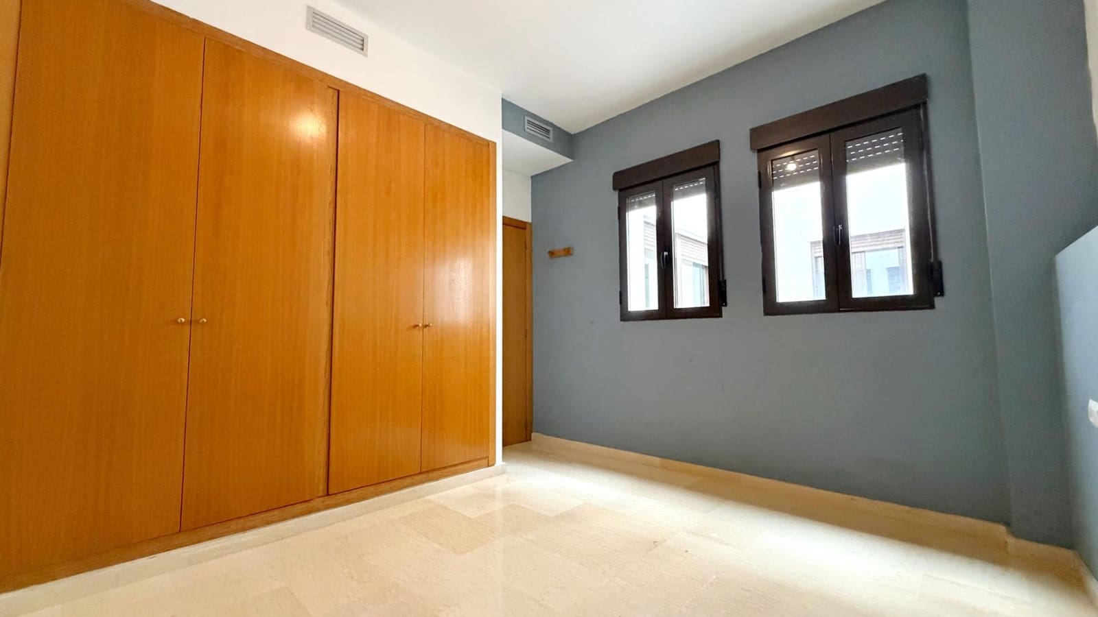 2 bedroom Flat for rent in Museros - € 900 (Ref: 9536034)