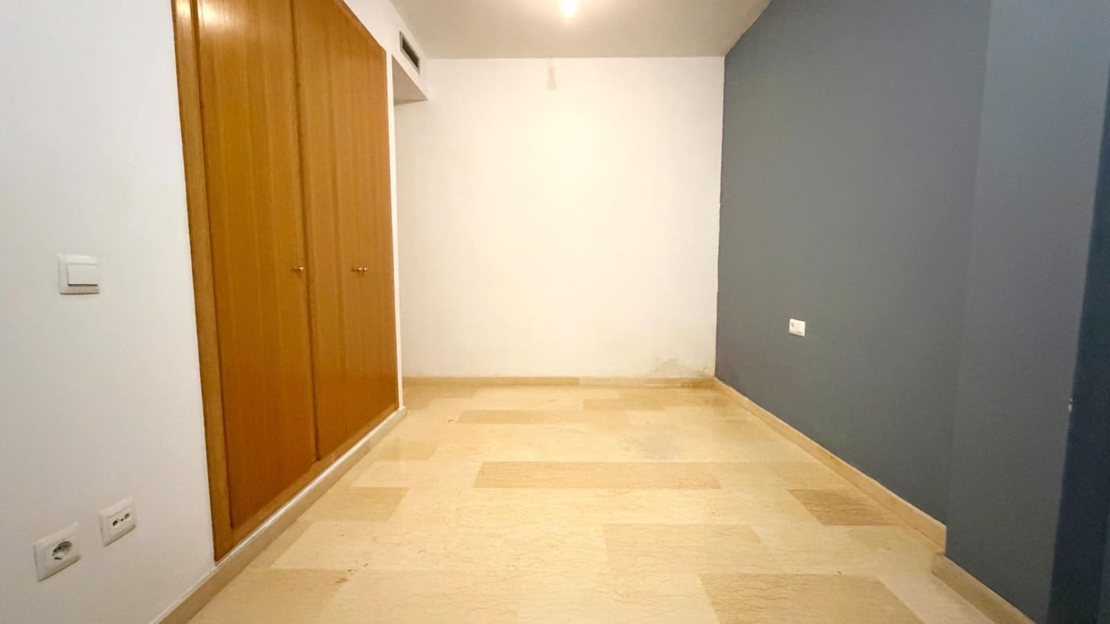 2 bedroom Flat for rent in Museros - € 900 (Ref: 9536034)
