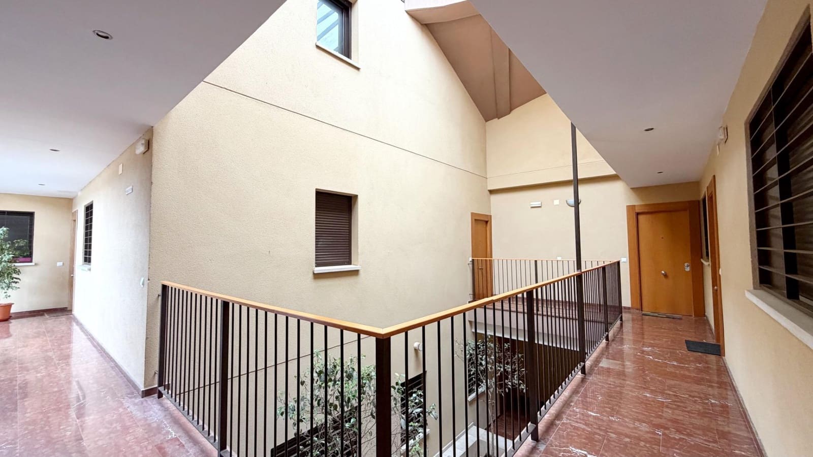 2 bedroom Flat for rent in Museros - € 900 (Ref: 9536034)