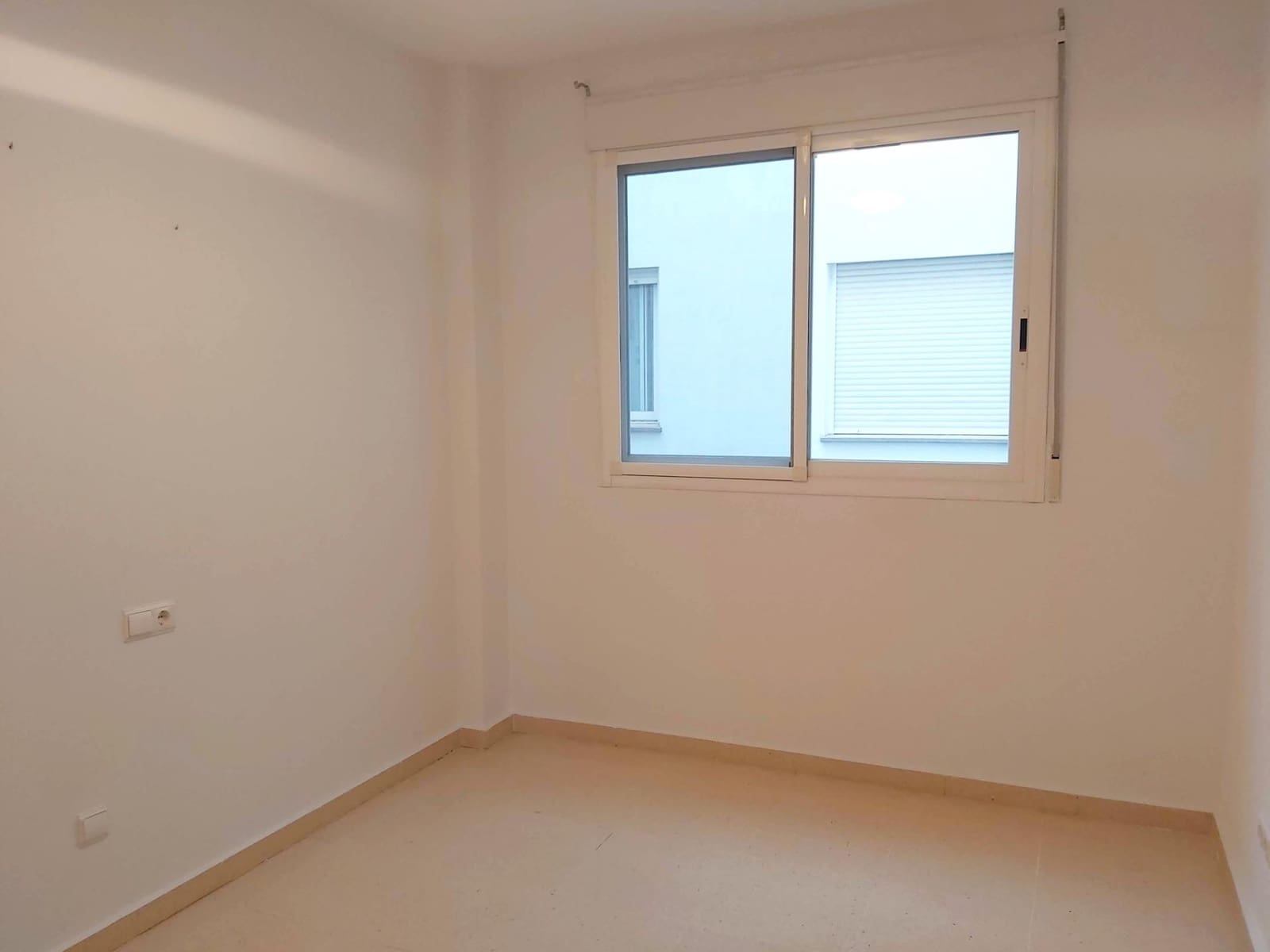 2 soverom Leilighet til salgs i Torrent med garasje - € 265 000 (Ref: 9536808)