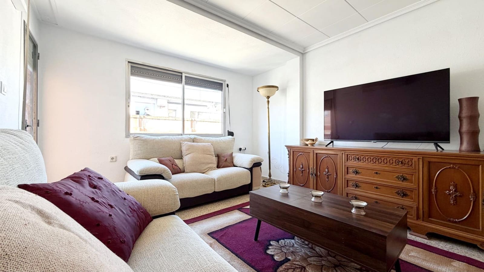 3 sovrum Lägenhet att hyra i Valencia stad - 1 400 € (Ref: 9543760)