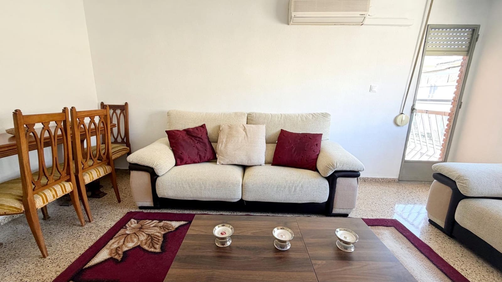 3 sovrum Lägenhet att hyra i Valencia stad - 1 400 € (Ref: 9543760)