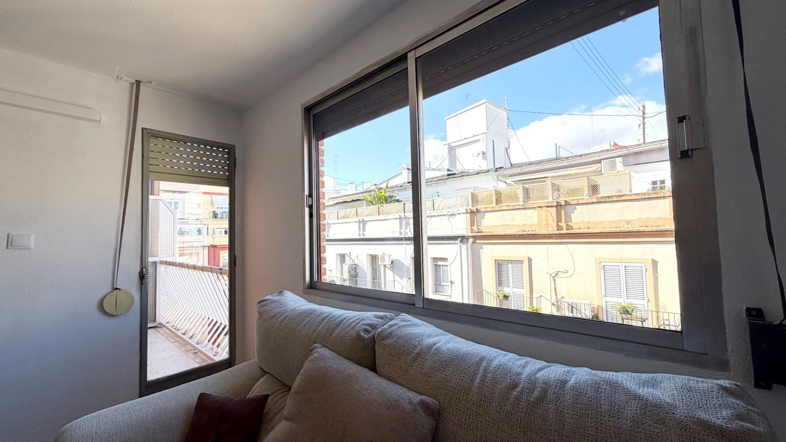 3 sovrum Lägenhet att hyra i Valencia stad - 1 400 € (Ref: 9543760)