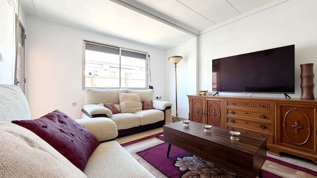 3 sovrum Lägenhet att hyra i Trinitat, Valencia stad - 1 400 € (Ref: 9543760)