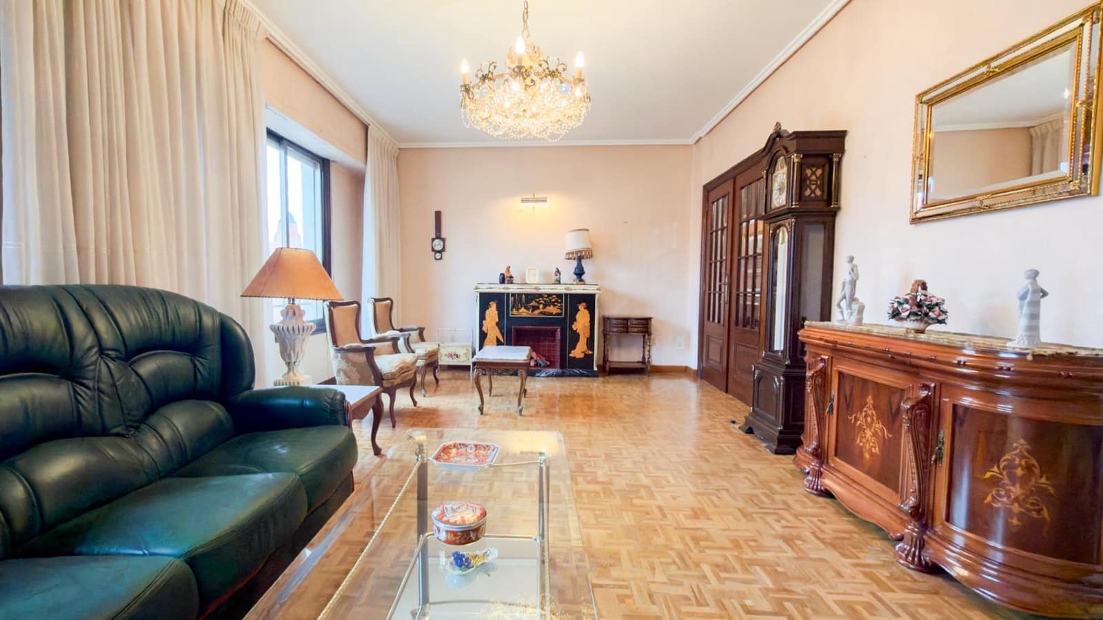 3 soveværelse Lejlighed til salg i Valencia by - € 489.000 (Ref: 9561918)