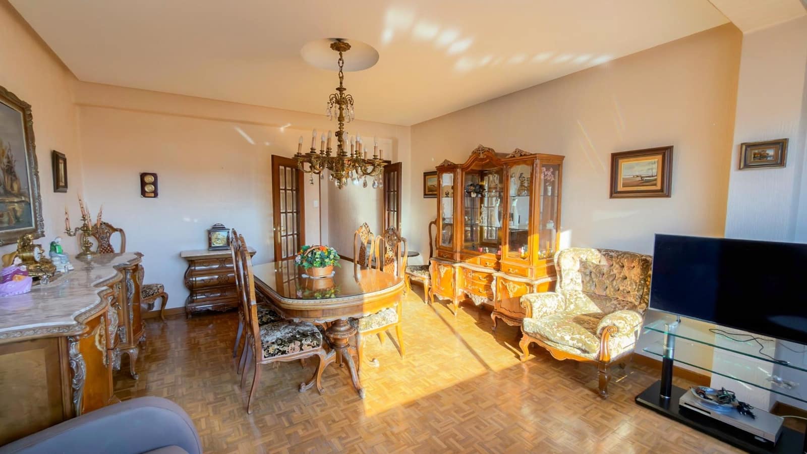 3 soveværelse Lejlighed til salg i Valencia by - € 489.000 (Ref: 9561918)