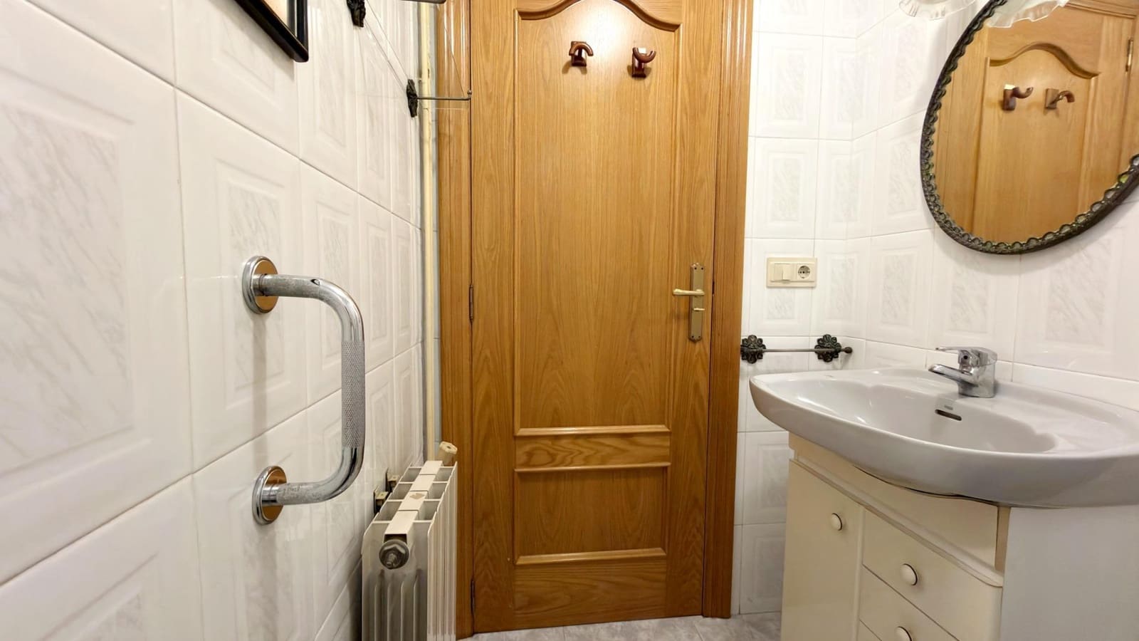 4 bedroom Flat for sale in Valencia city with garage - € 569,000 (Ref: 9605074)