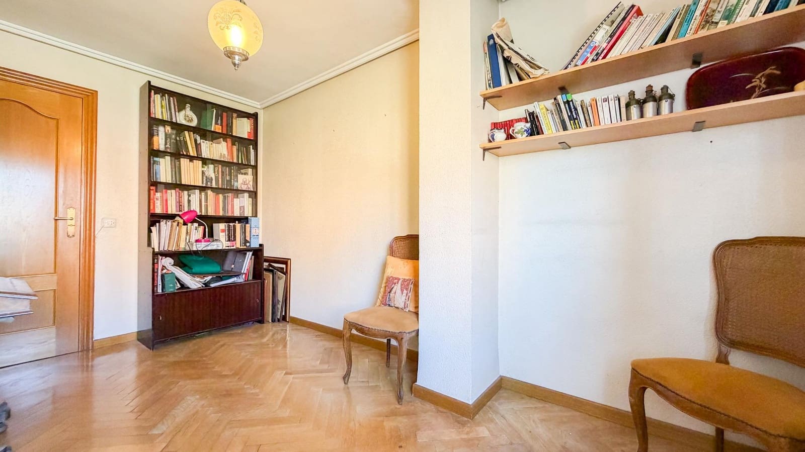 Piso de 4 habitaciones en València ciudad en venta con garaje - 569.000 € (Ref: 9605074)