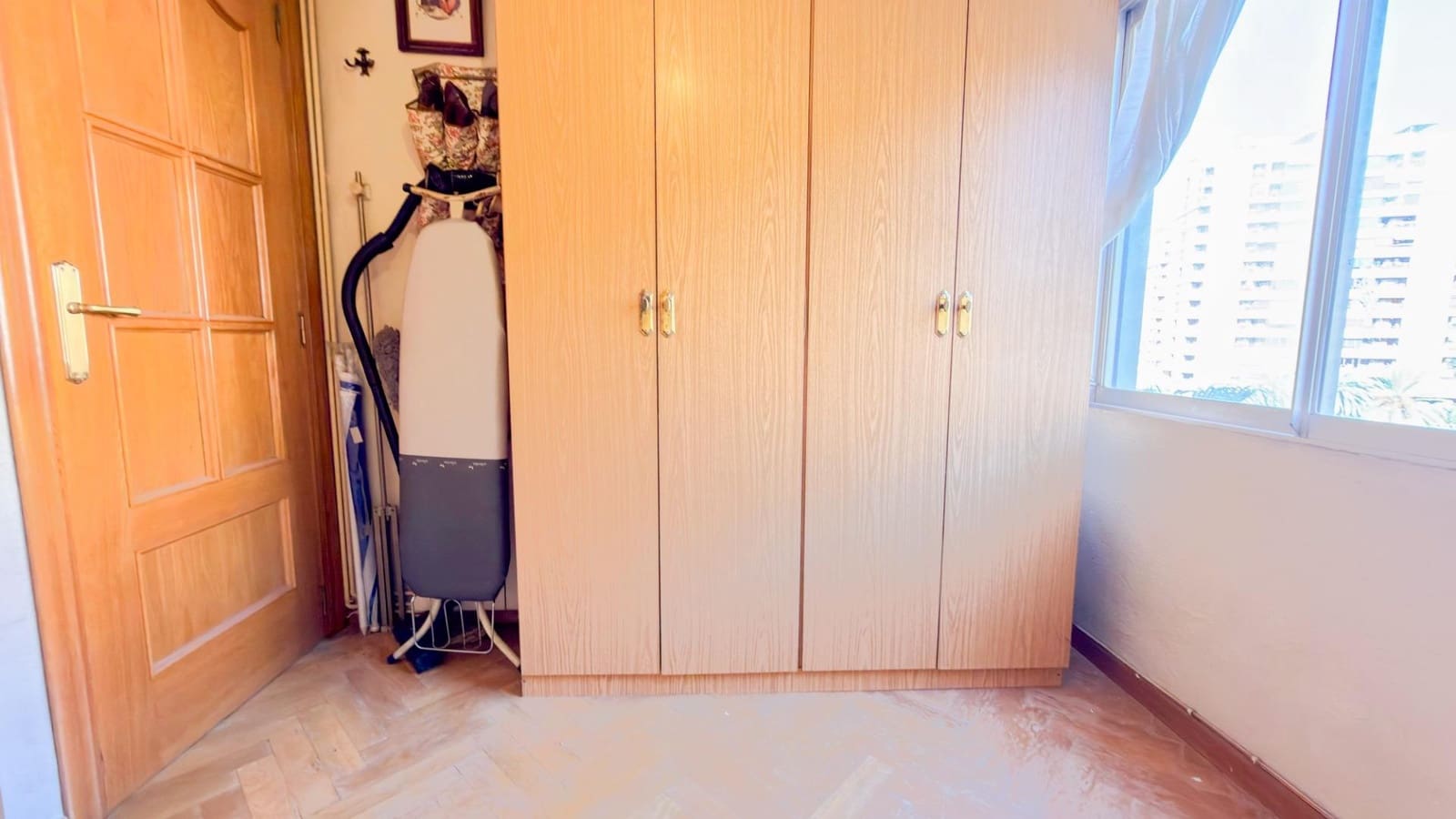 Piso de 4 habitaciones en València ciudad en venta con garaje - 569.000 € (Ref: 9605074)