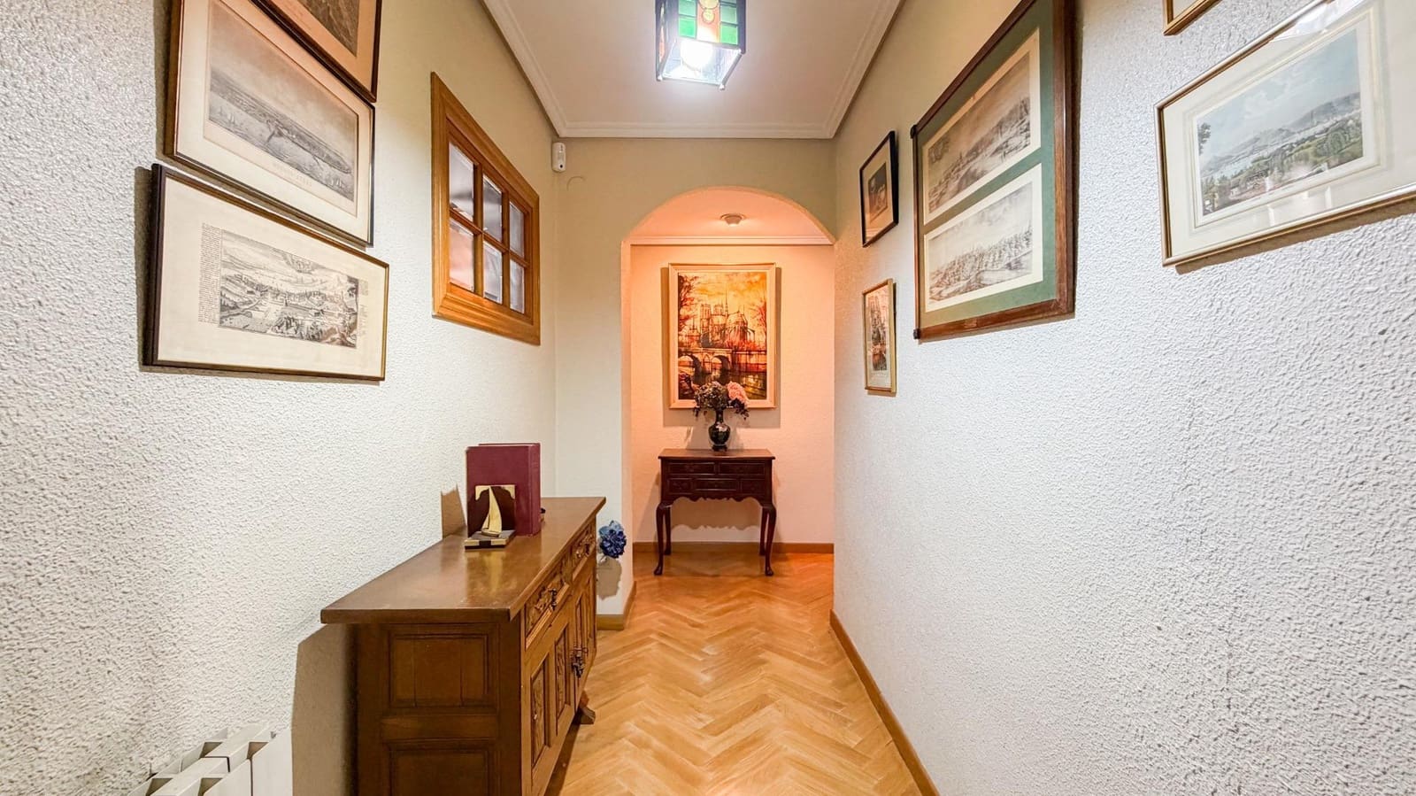 Piso de 4 habitaciones en València ciudad en venta con garaje - 569.000 € (Ref: 9605074)