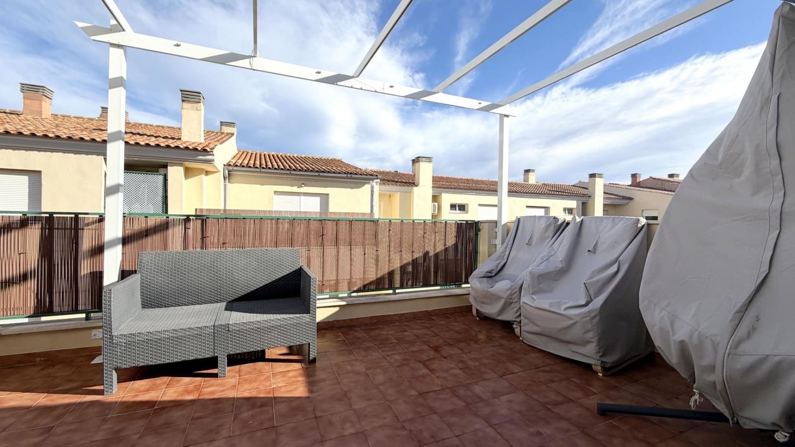 Ático de 2 habitaciones en Emperador en venta con garaje - 235.000 € (Ref: 9611630)