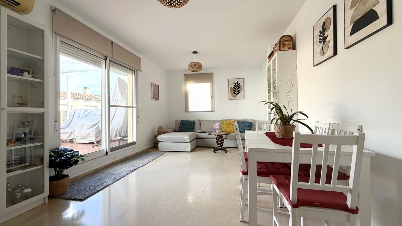 Ático de 2 habitaciones en Emperador en venta con garaje - 235.000 € (Ref: 9611630)