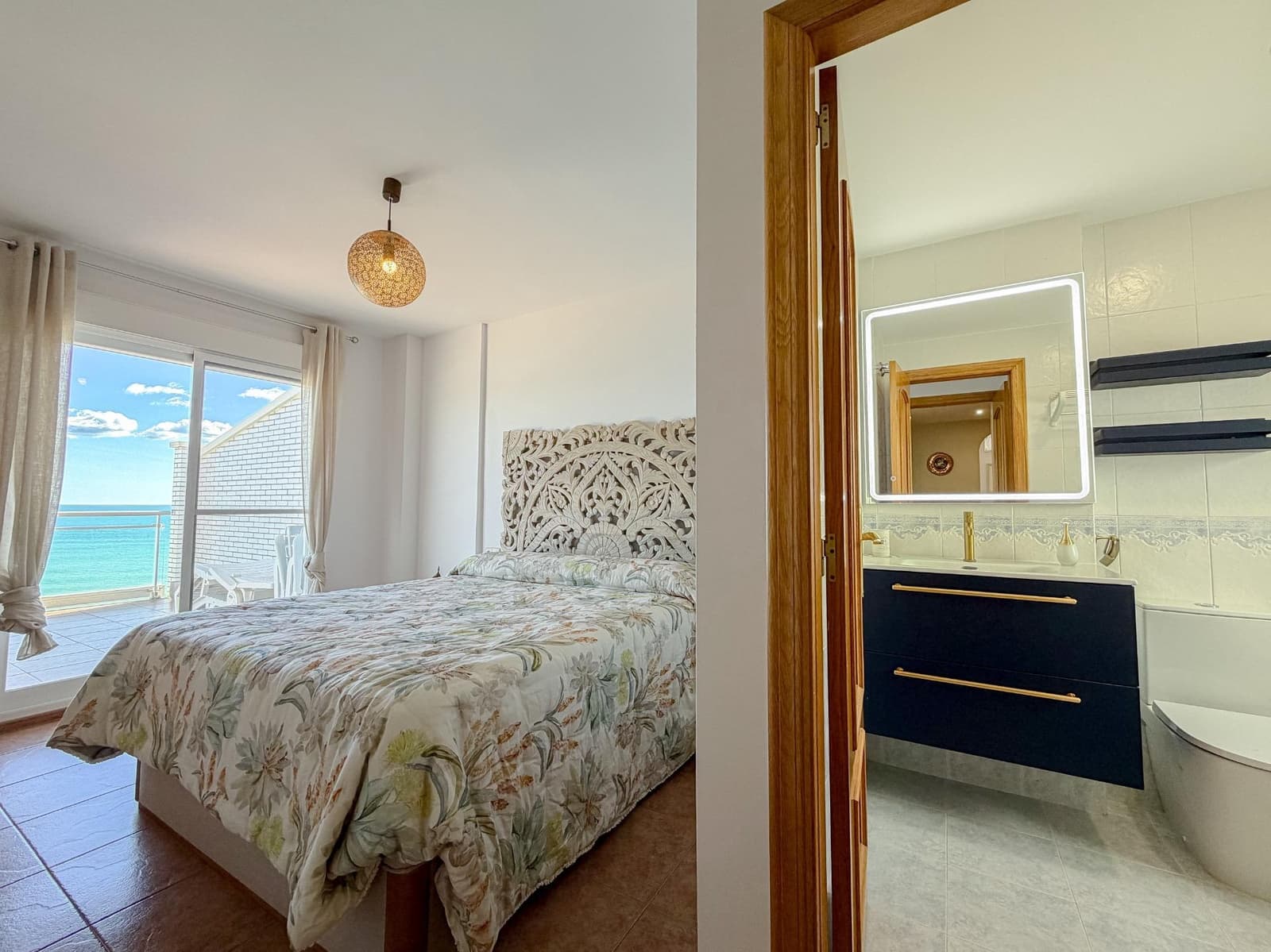 Ático de 2 habitaciones en Peñíscola en venta con piscina garaje - 595.000 € (Ref: 9619375)