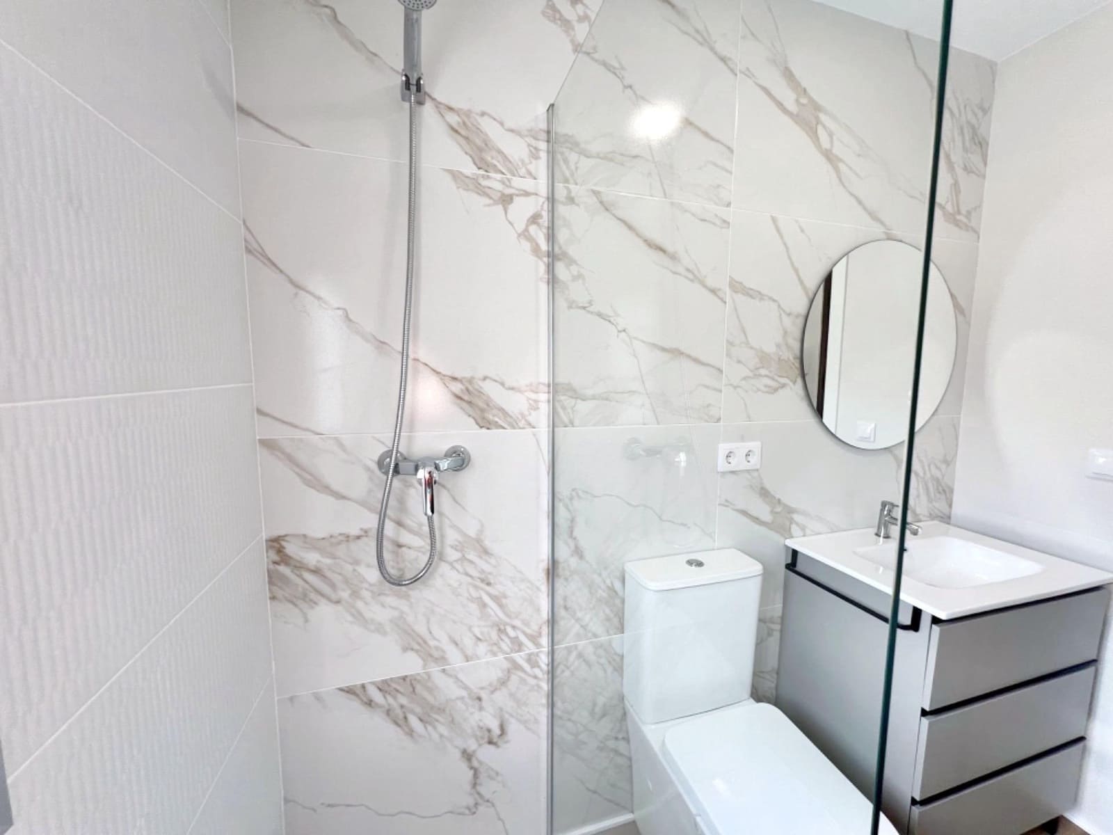 3 bedroom Flat for sale in Meliana - € 209,000 (Ref: 9627673)