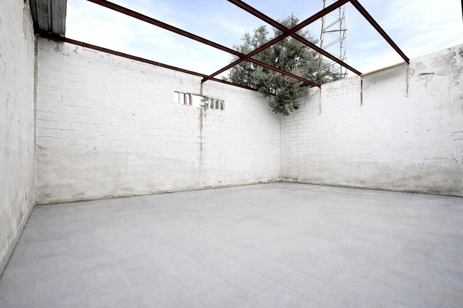 3 bedroom Business for sale in Sagunto / Sagunt with garage - € 1,545,000 (Ref: 9630116)