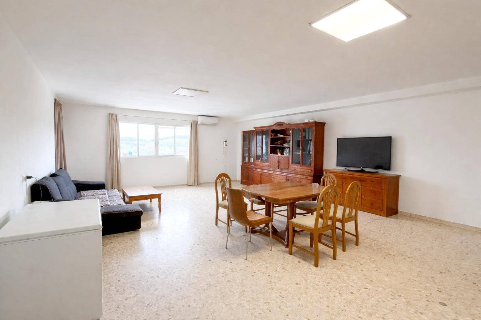 3 bedroom Business for sale in Sagunto / Sagunt with garage - € 1,545,000 (Ref: 9630116)