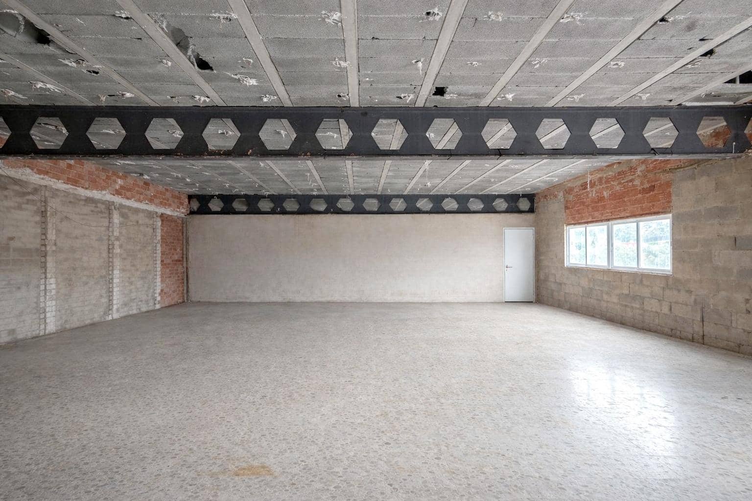 3 bedroom Business for sale in Sagunto / Sagunt with garage - € 1,545,000 (Ref: 9630116)