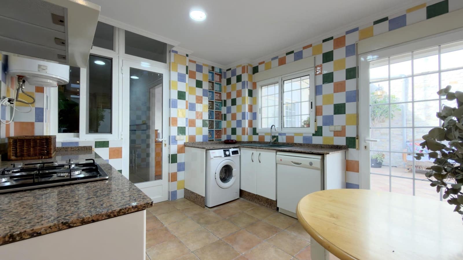 Chalet de 4 habitaciones en Puçol en alquiler con garaje - 1.600 € (Ref: 9652106)