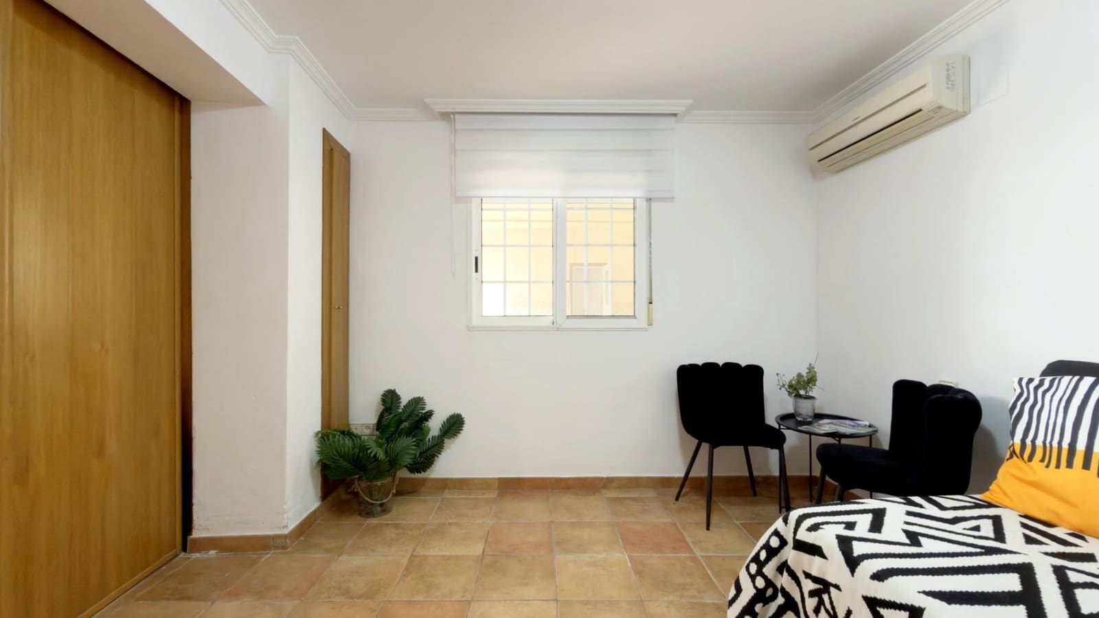 Chalet de 4 habitaciones en Puçol en alquiler con garaje - 1.600 € (Ref: 9652106)