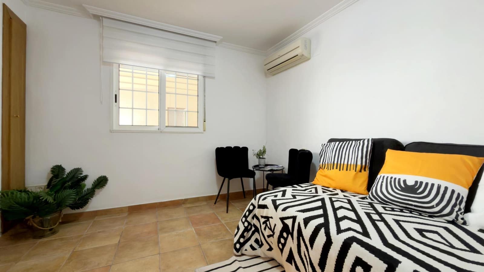 Chalet de 4 habitaciones en Puçol en alquiler con garaje - 1.600 € (Ref: 9652106)