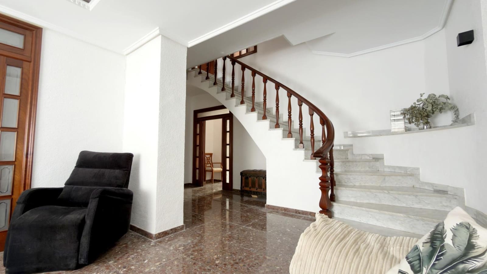 Chalet de 4 habitaciones en Puçol en alquiler con garaje - 1.600 € (Ref: 9652106)