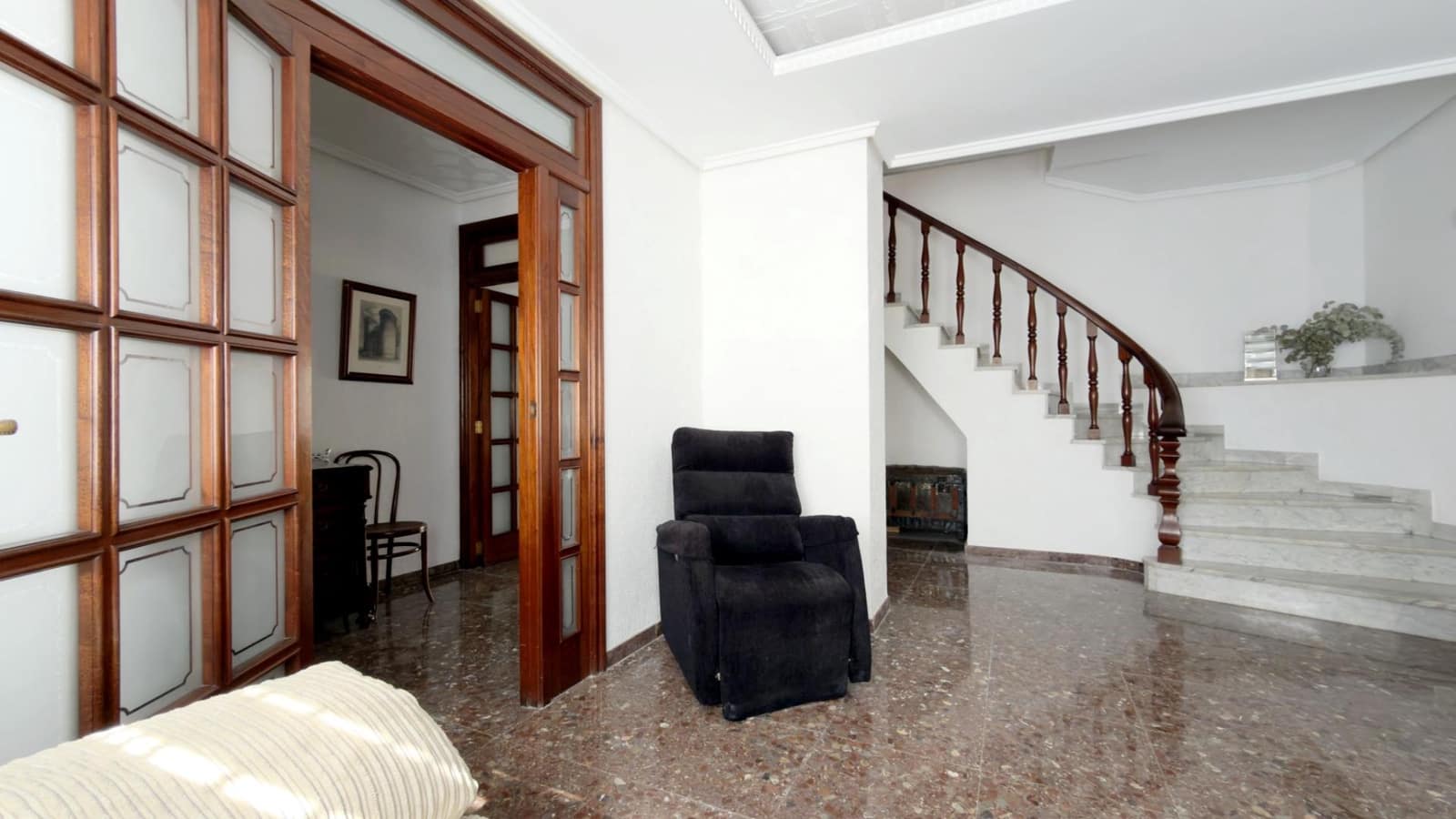 Chalet de 4 habitaciones en Puçol en alquiler con garaje - 1.600 € (Ref: 9652106)