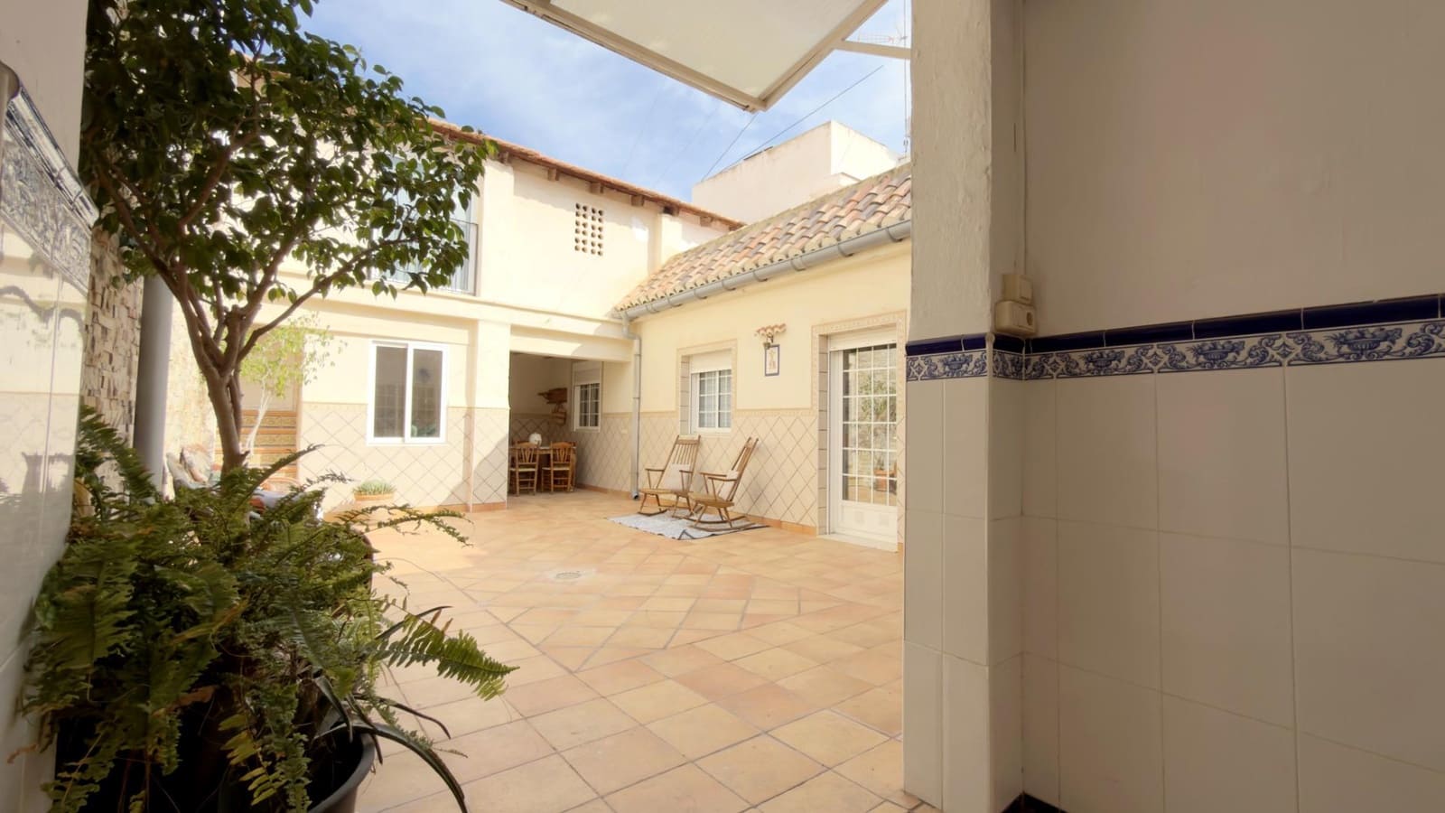 Chalet de 4 habitaciones en Puçol en alquiler con garaje - 1.600 € (Ref: 9652106)