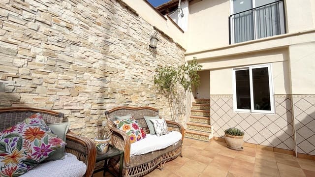 Chalet de 4 habitaciones en Puçol en alquiler con garaje - 1.600 € (Ref: 9652106)