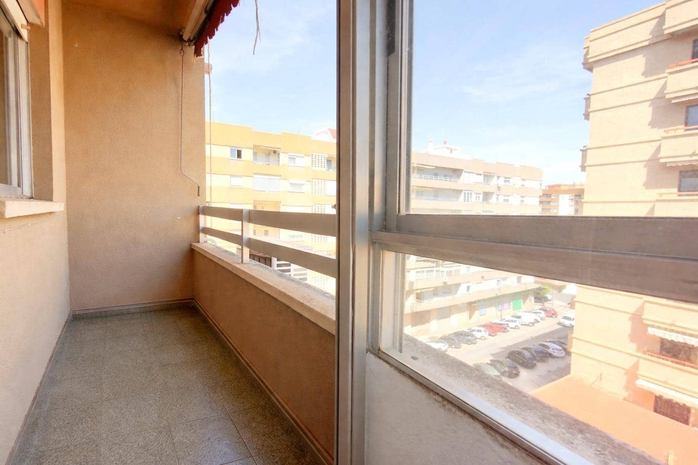3 bedroom Flat for sale in Valencia city with garage - € 399,000 (Ref: 9752128)