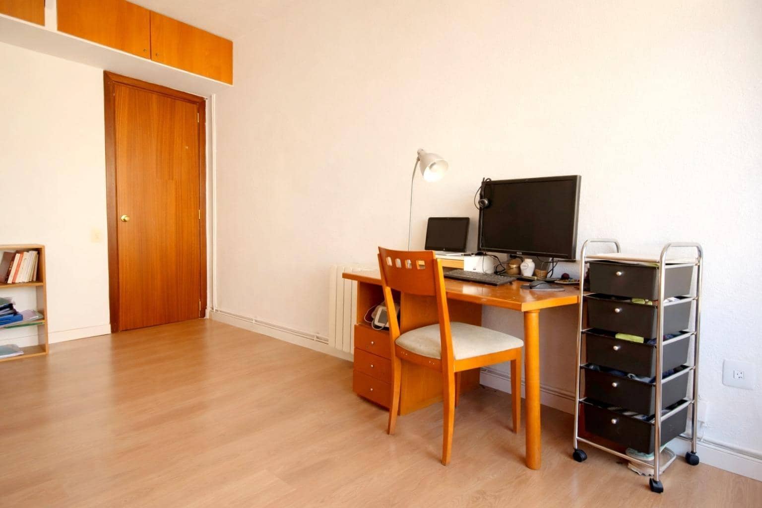 3 bedroom Flat for sale in Valencia city with garage - € 399,000 (Ref: 9752128)